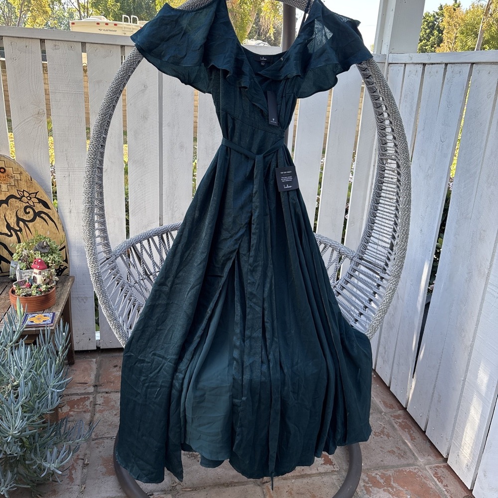 Lulus Women's Green Satiny Cold Shoulder Maxi Wrap Dress NWT Size Large